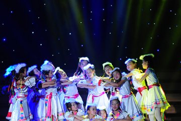 小白鸽舞蹈学校舞蹈演出