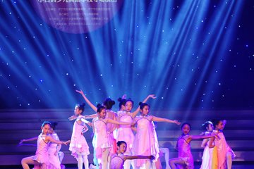 小白鸽舞蹈学校舞蹈专场演出