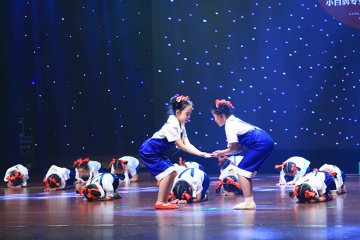 天橙教育小白鸽舞蹈学校