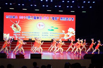 天橙教育小白鸽舞蹈学校《鼠你快乐》