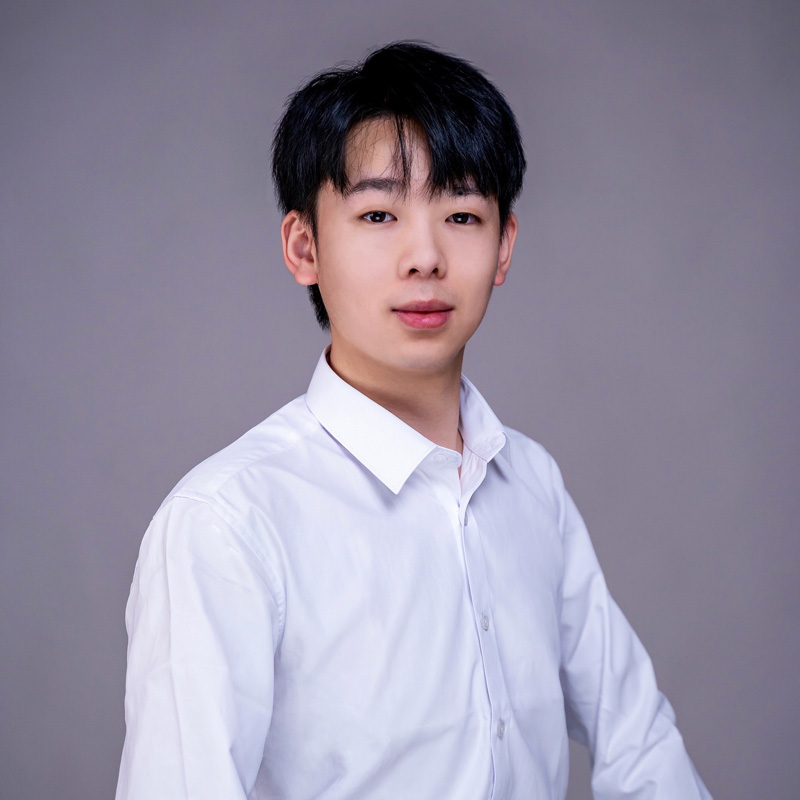 李亚南800.jpg